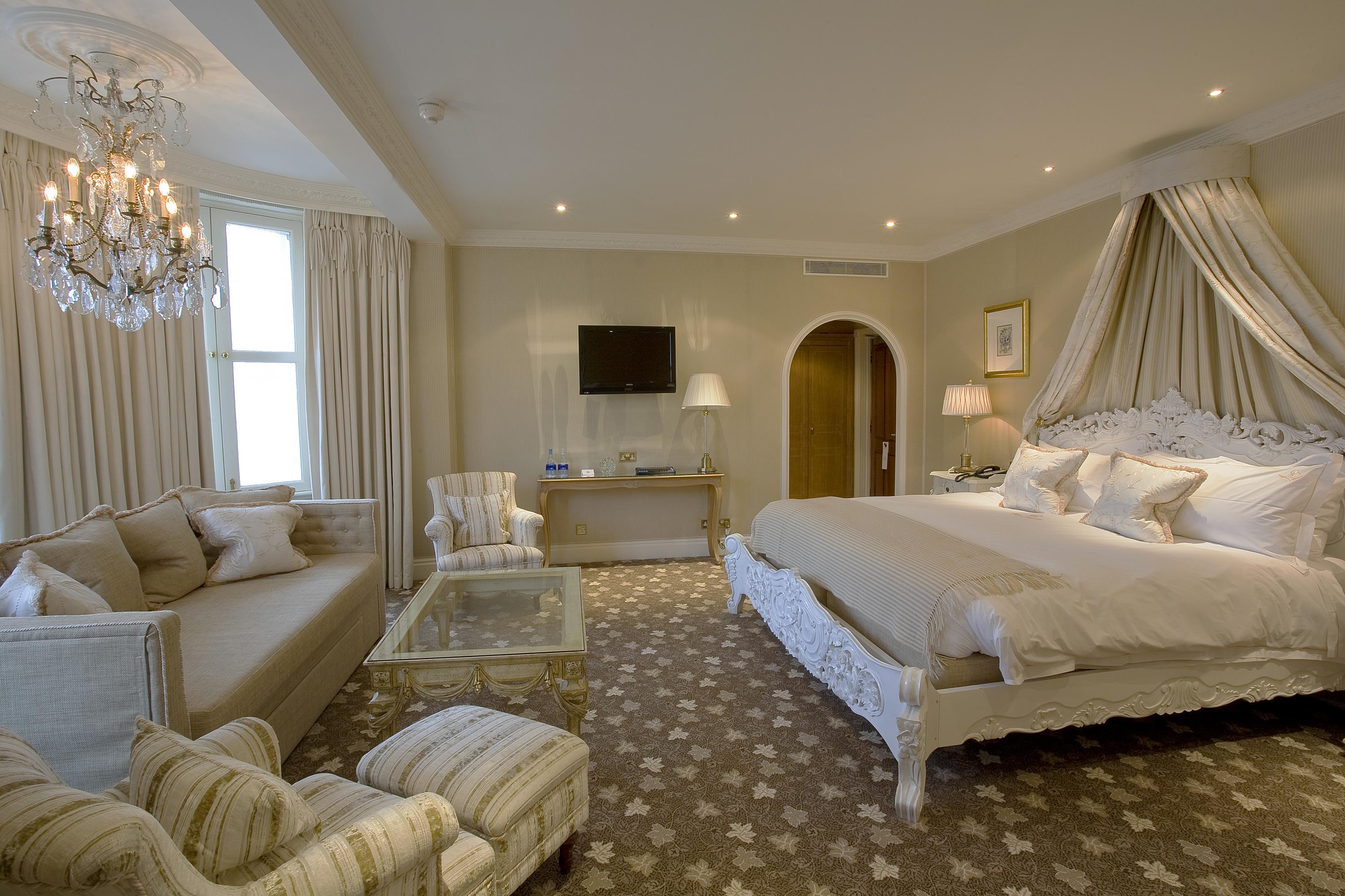 The Old Government House Hotel & Spa Saint Peter Port Room photo